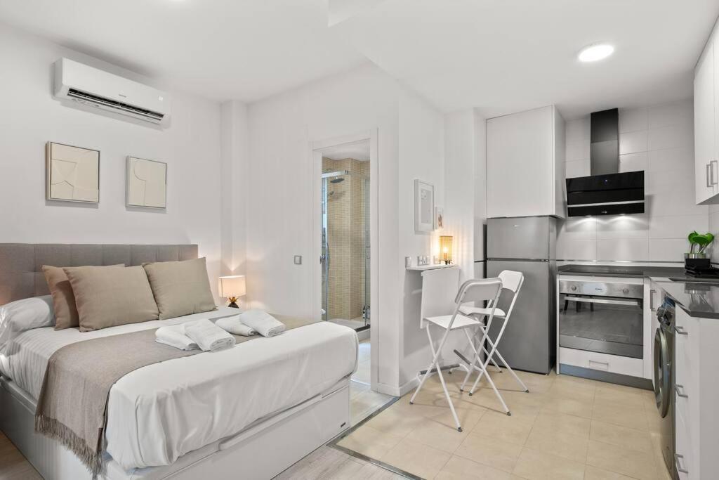 Estudio Nice Stay Dos Aceras Málaga Buitenkant foto